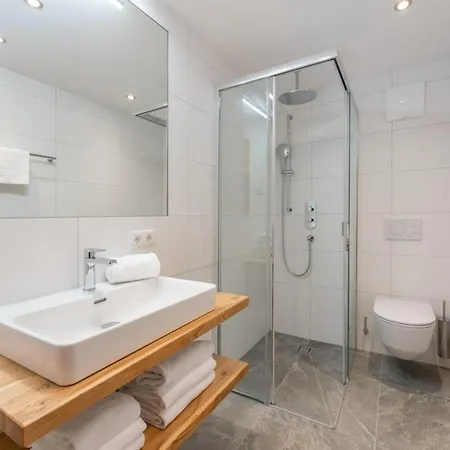 Holiday home Penthouse Schmittenblick 5