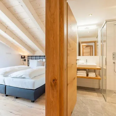 Holiday home Penthouse Schmittenblick 5