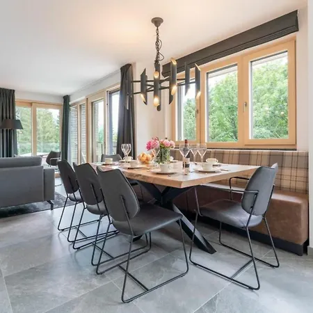 Penthouse Schmittenblick 5 펜션 비에호펜