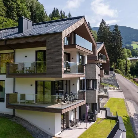 Holiday home Penthouse Schmittenblick 5